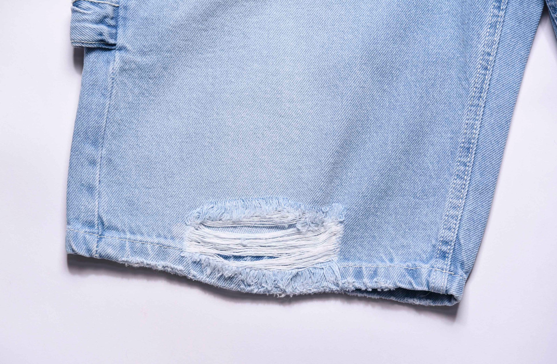SHORTS DENIM CUTTING
