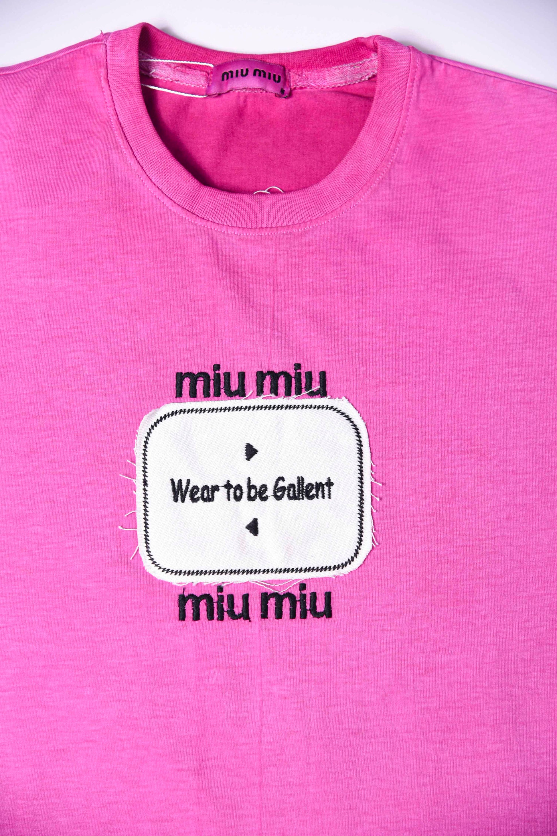 SHORT SLEEVE T-SHIRT