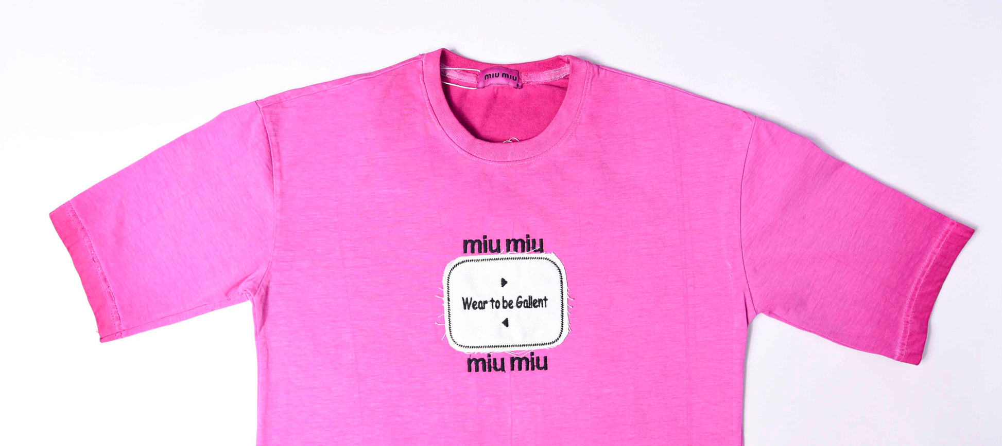 SHORT SLEEVE T-SHIRT