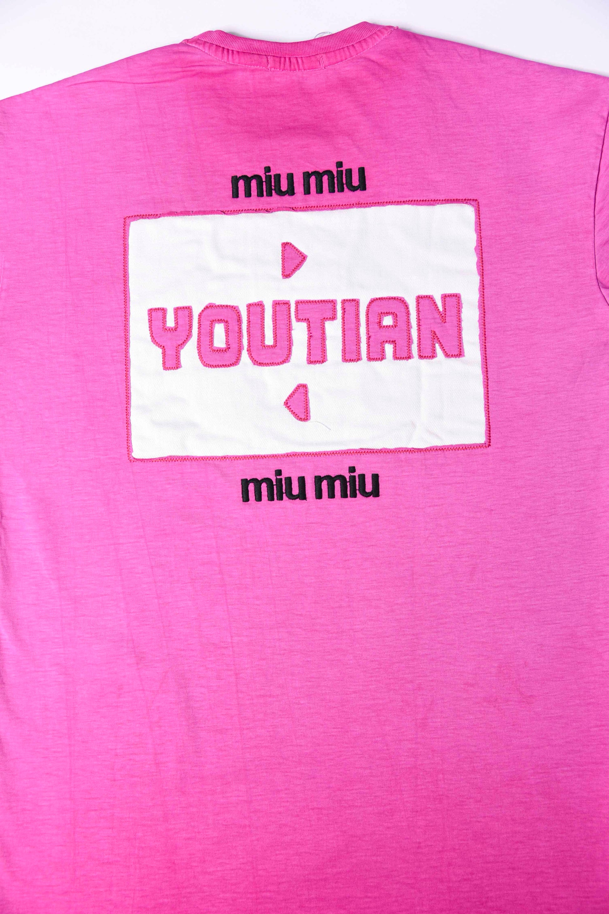 SHORT SLEEVE T-SHIRT